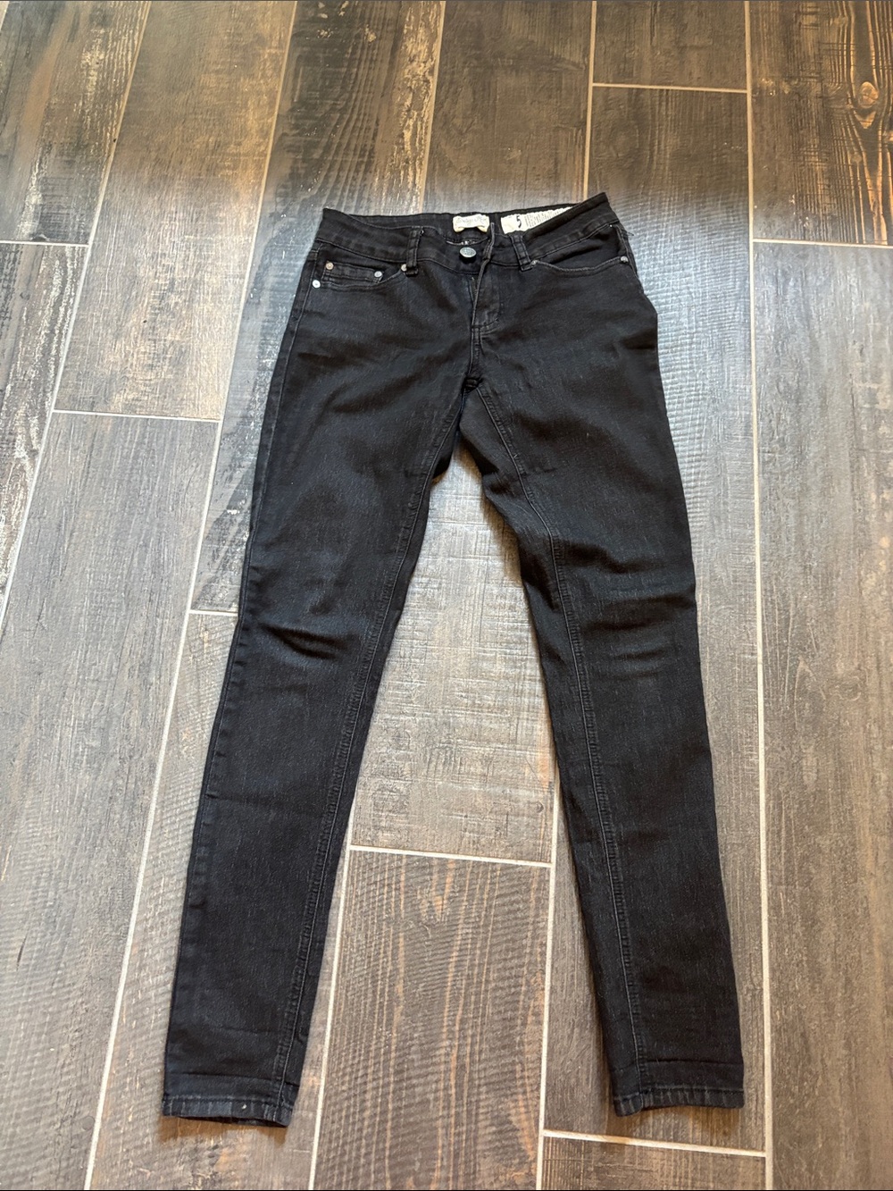 Women's Black Skinny Jeans